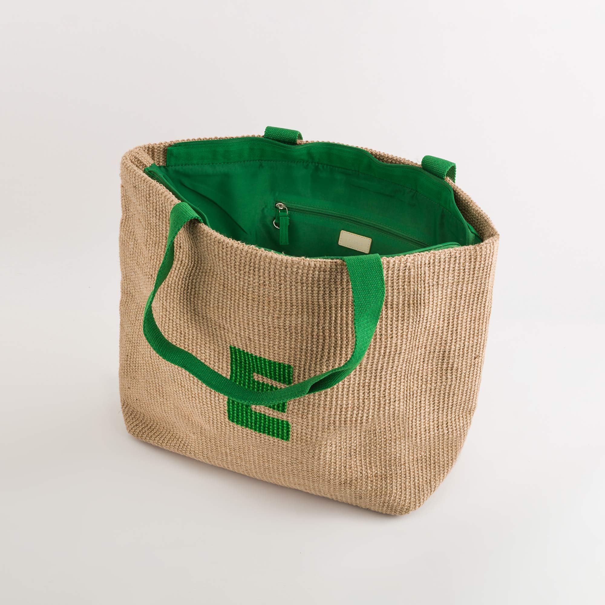 Zante Shopping Letter E