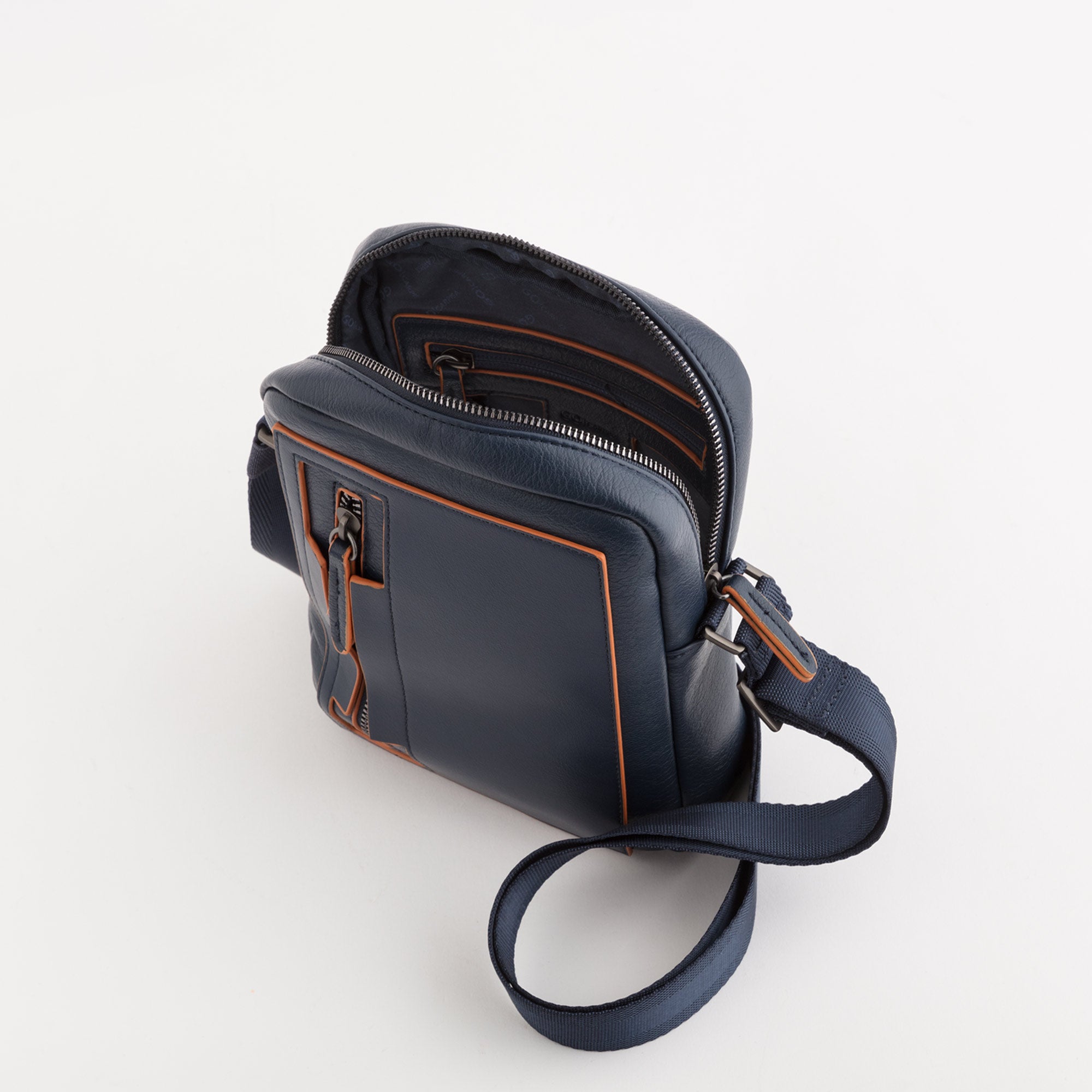Mate Pro Small Crossbody