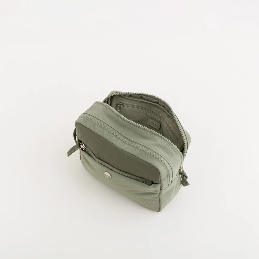 #COLOR_OLIVE