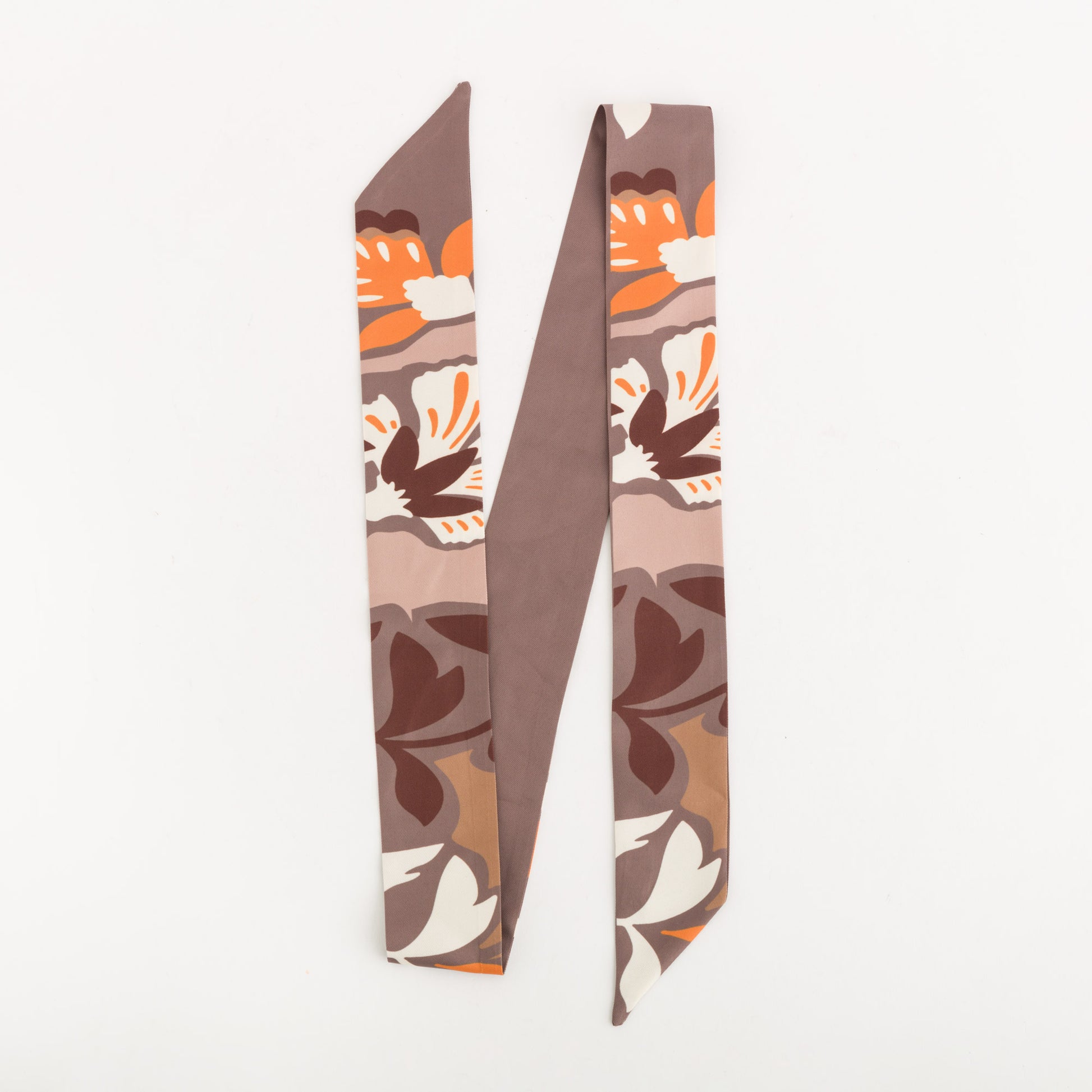 #COLOR_TAUPE