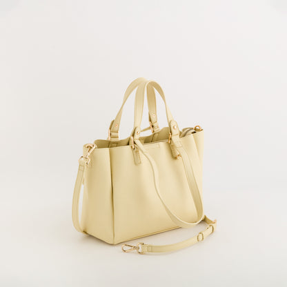 Amaranta Spring Woman Shopping 2 Synthetic