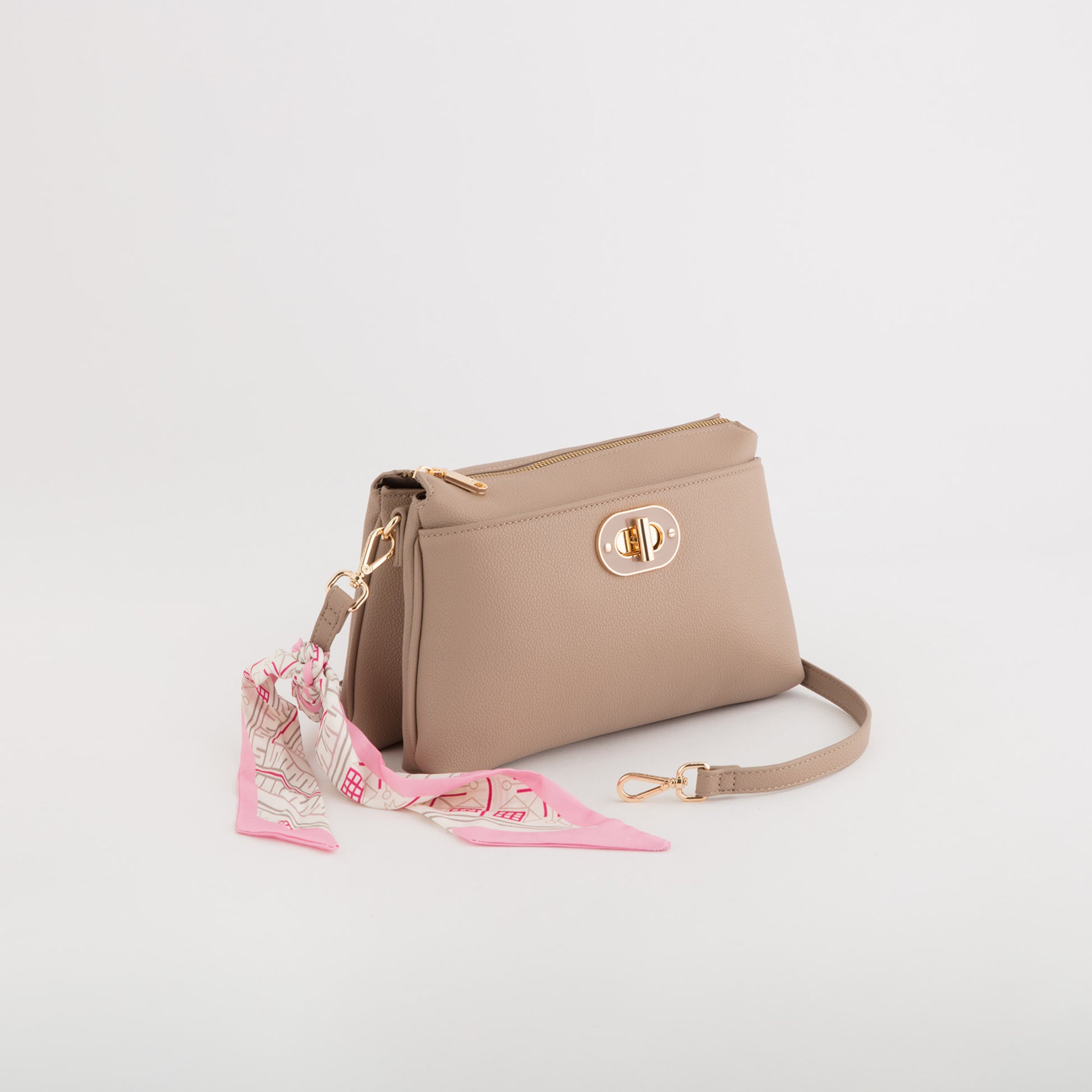 #Color_Beige