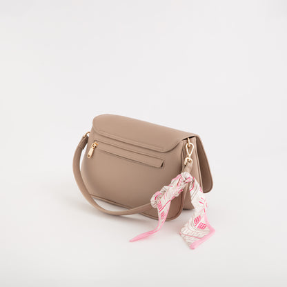 #Color_Beige