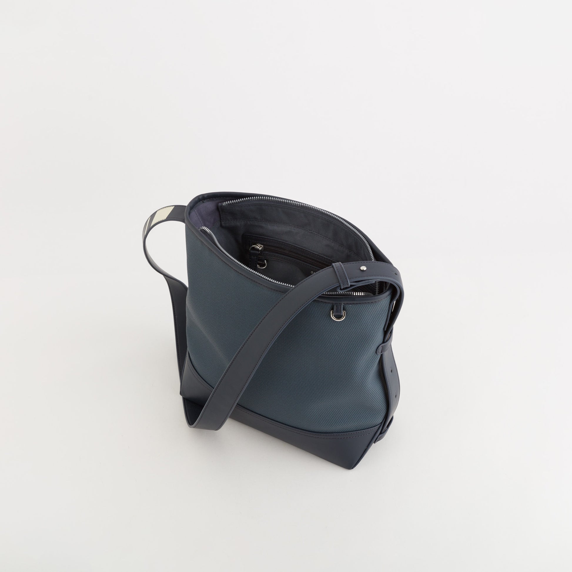 #Color_Navy Blue