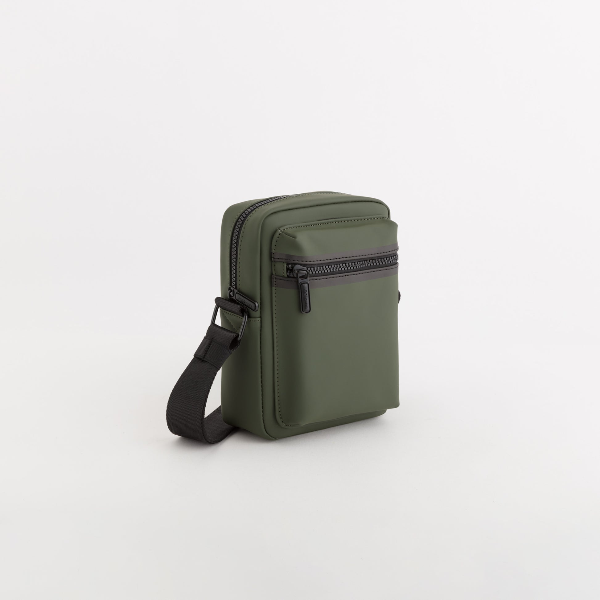 #COLOR_MILITARY GREEN