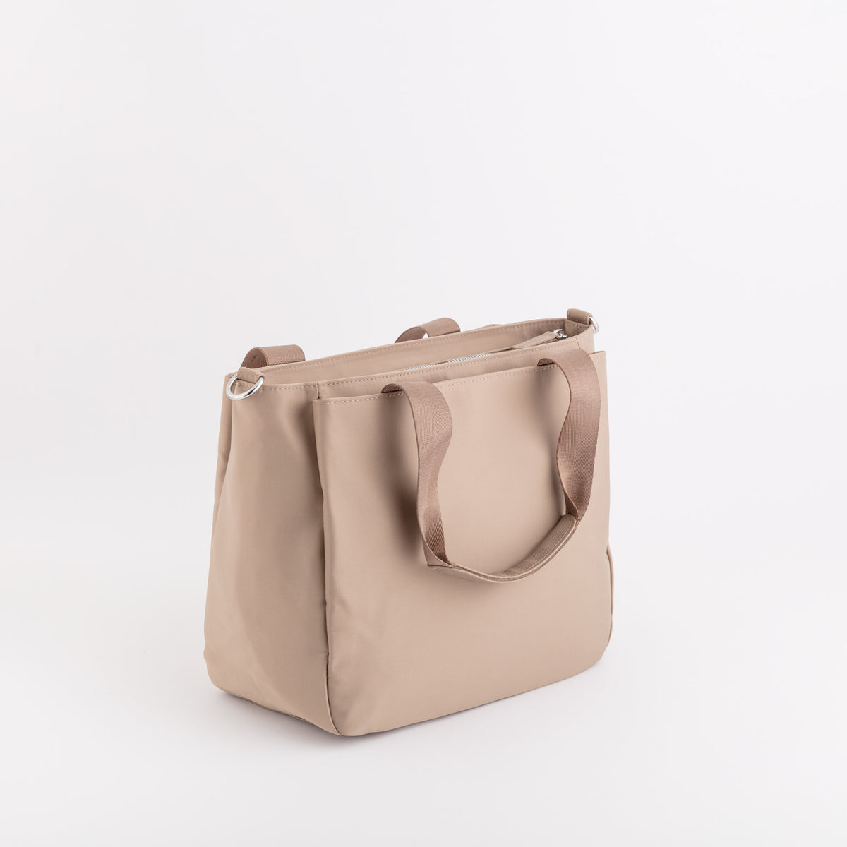 #Color_Light taupe