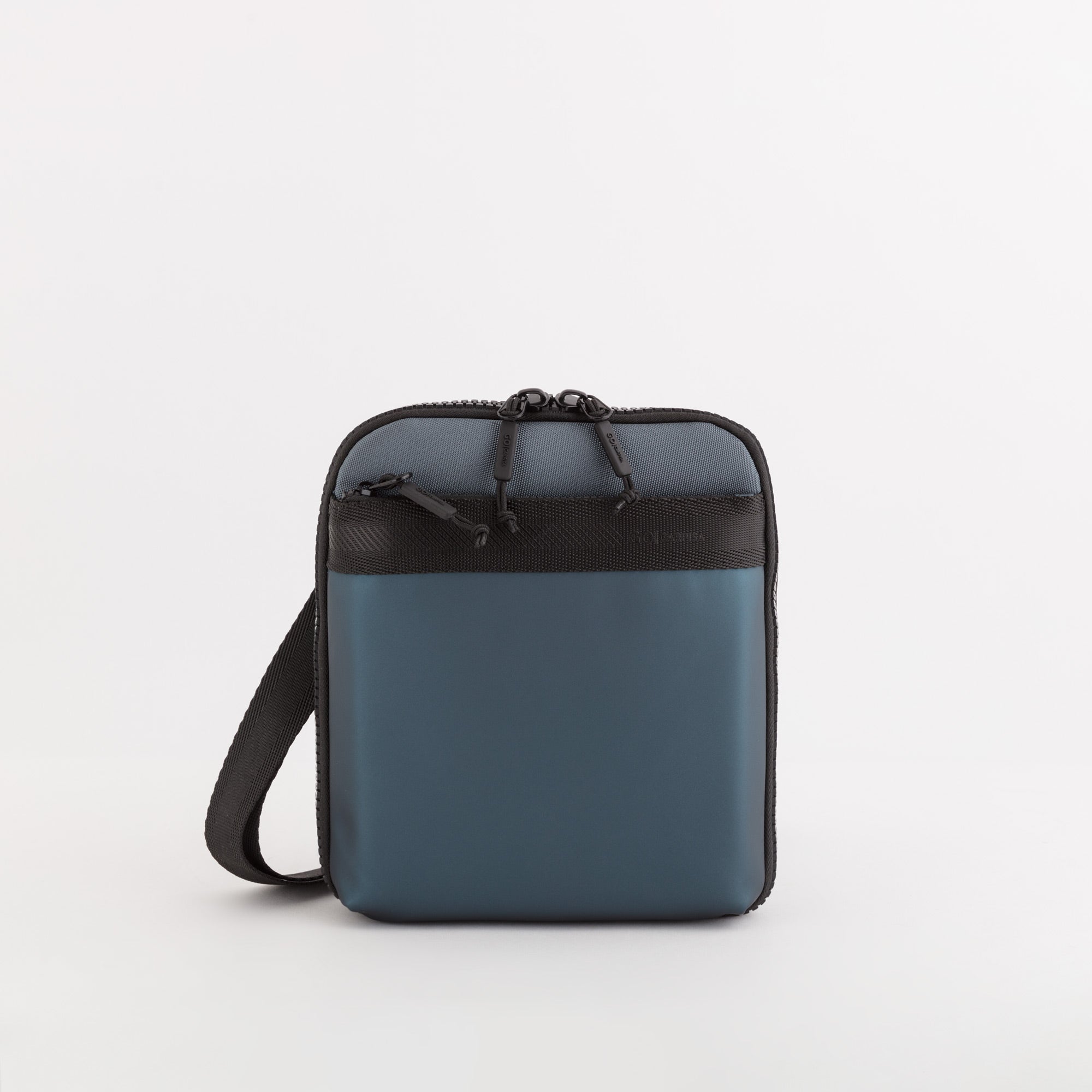 Maverick Go Small Crossbody Fabric/Synthetic Man