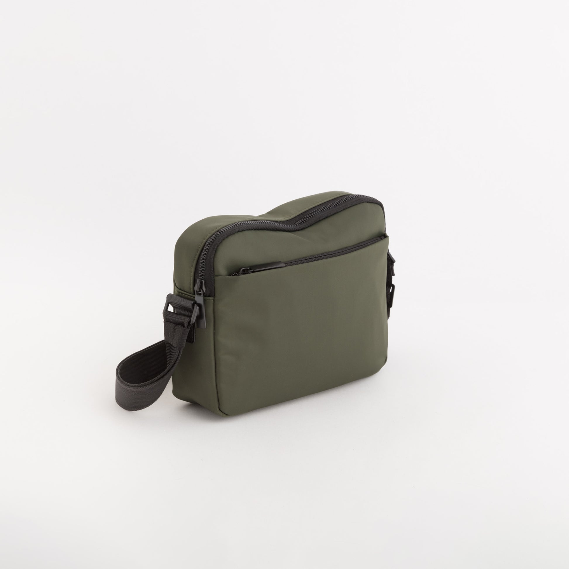 #COLOR_MILITARY GREEN