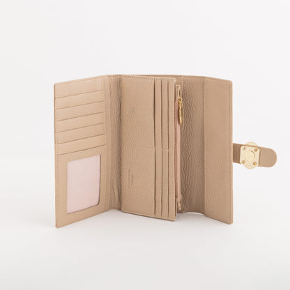 #COLOR_BEIGE